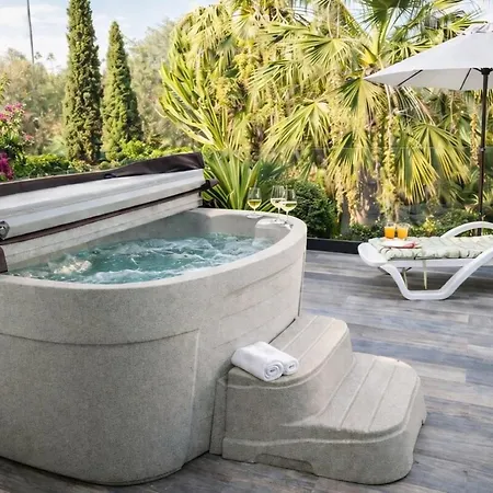 Luxury Golf Front Spa, Jacuzzi & Heated Pool Vila Marbella