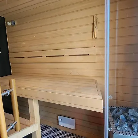 Luxury Golf Front Spa, Jacuzzi & Heated Pool